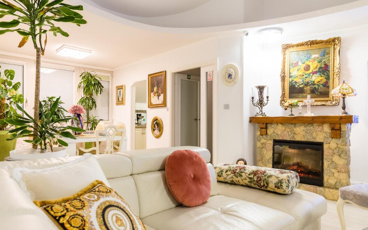 Luxury Apartment Sara Umag Kültér fotó